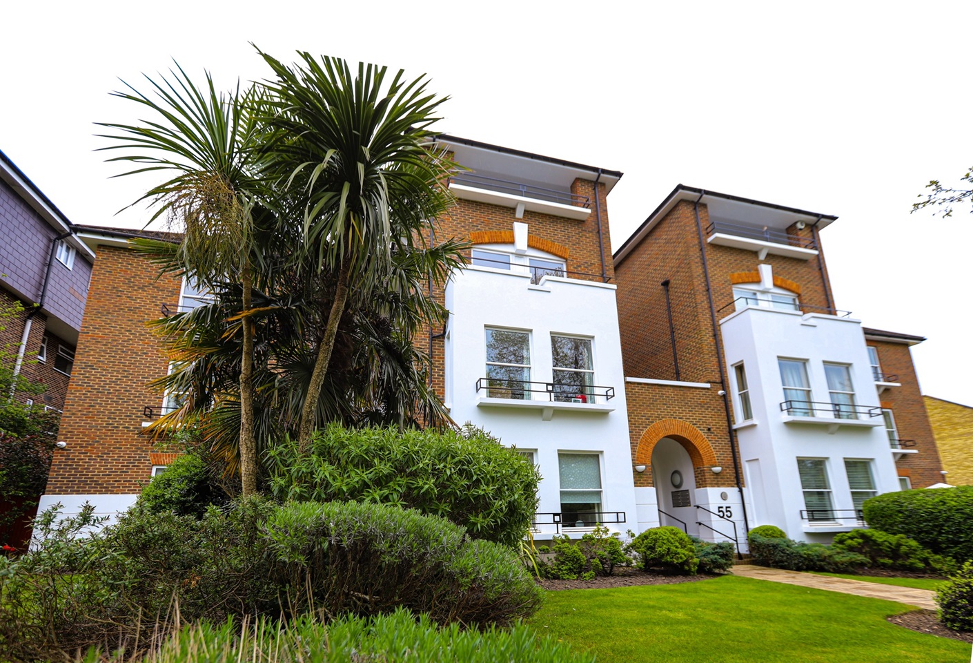 Beckenham 2 Bed Flat, Wooderson Court, BR3 To Rent Now for £1,850.
