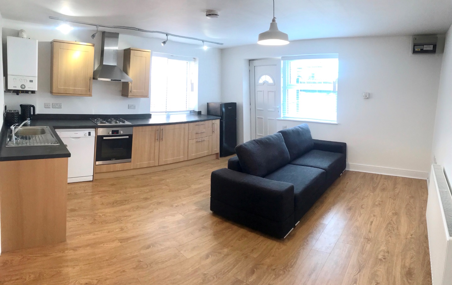 Chesham 1 Bed Flat, Waterside, HP5 To Rent Now for £950.00 p/m