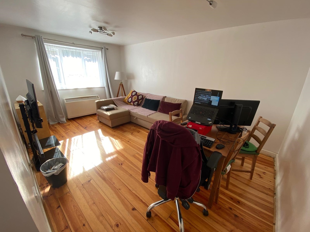 New 1 Bed Flat, New EN4 To Rent Now for £1,100.00 p/m