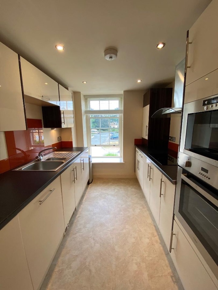 Mansfield 2 Bed Flat, Berry Hill Hall, NG18 To Rent Now for £950.00 p/m