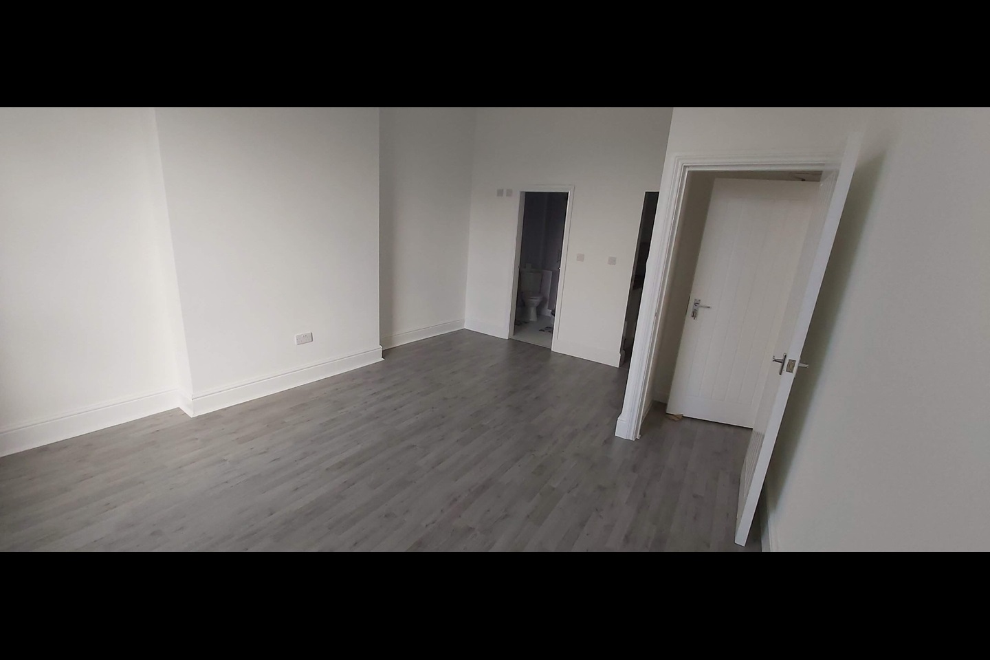 Bootle Studio Flat, Stanley Road, L20 To Rent Now for £450.00 p/m