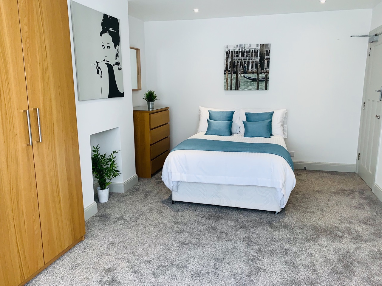 Eastleigh Room in a Shared House, Leigh Road, SO50 To Rent Now for £615.00 p/m