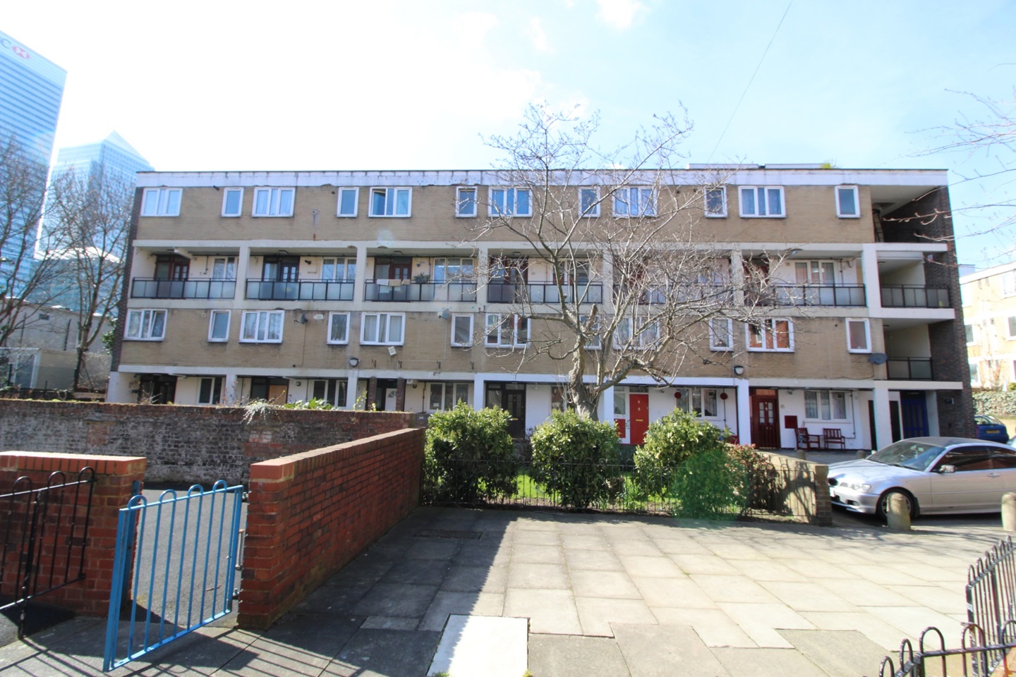 London Room in a Shared House, Martindale House, E14 To Rent Now for £750.00 p/m