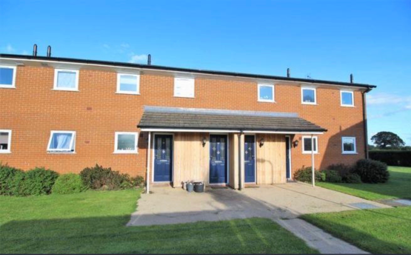 Weston Rhyn, Oswestry 1 Bed Flat, Brookfield Close, SY10 To Rent