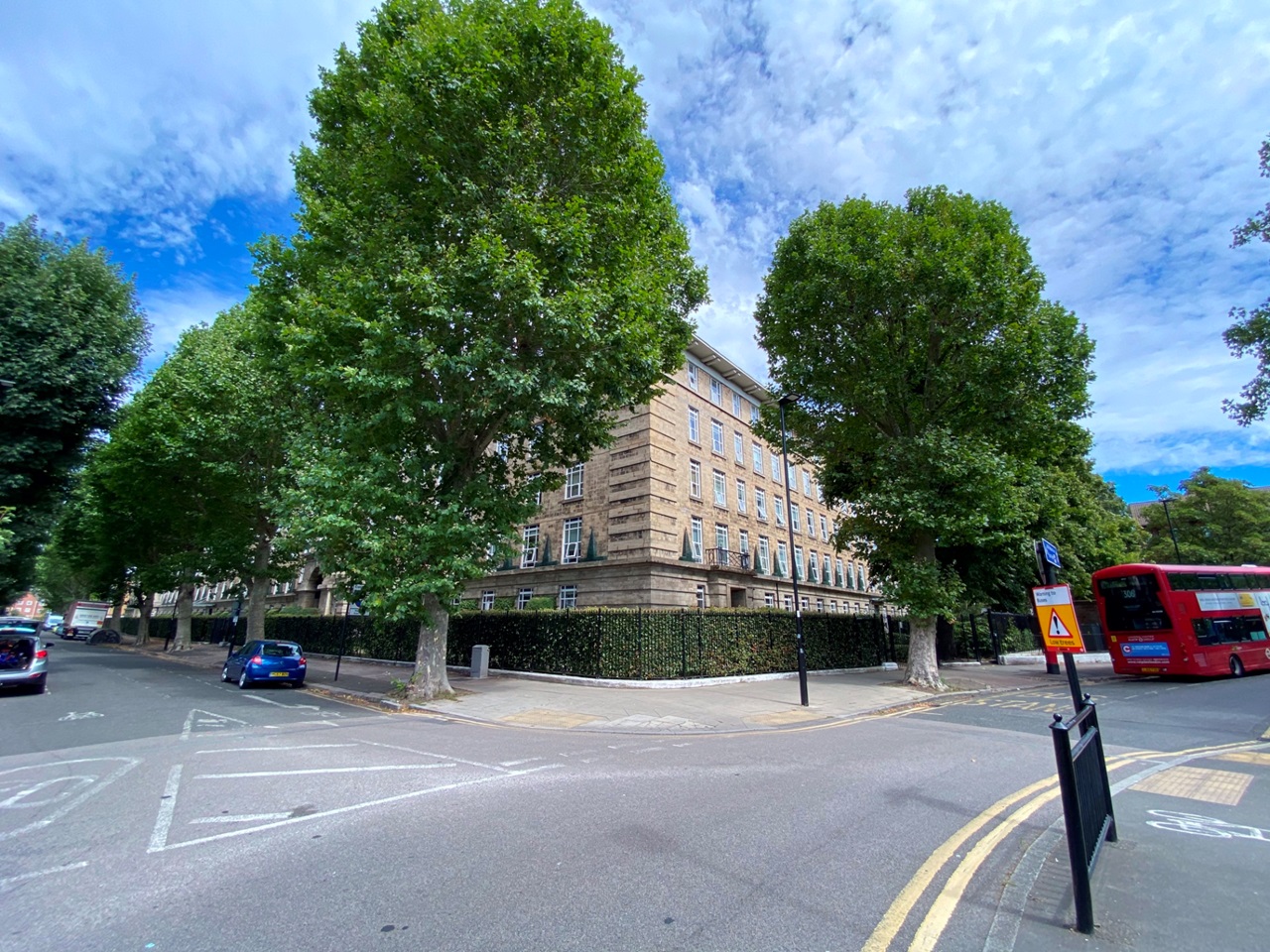 London 1 Bed Flat, Bromyard House, W3 To Rent Now for £1,450.00 p/m