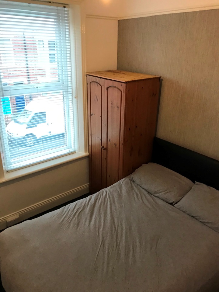 Heaton, Newcastle Upon Tyne 3 Bed Flat, Heaton, NE6 To Rent Now for