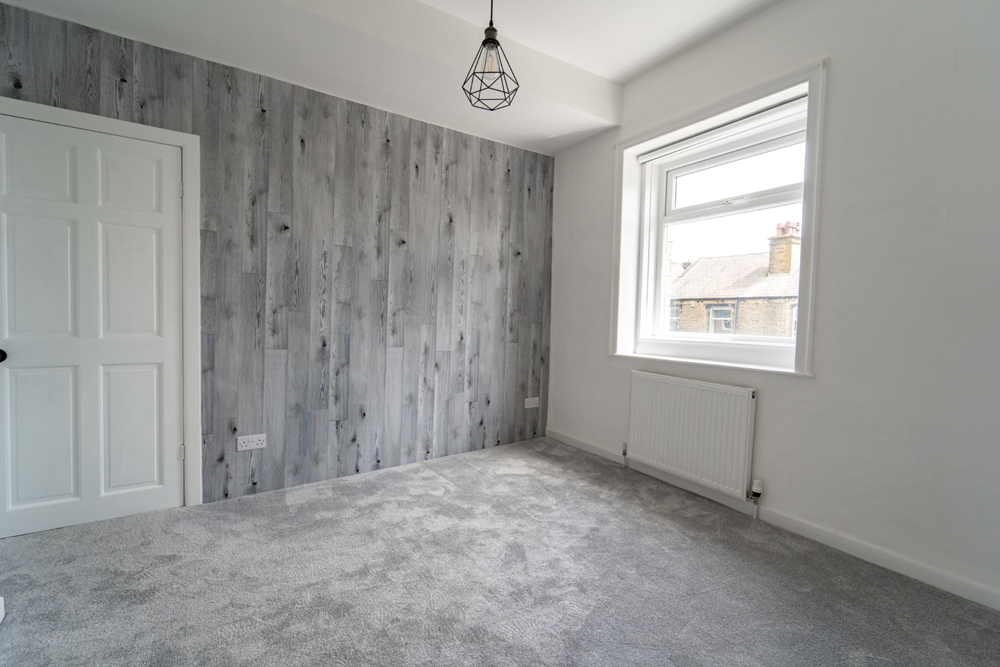 Honley, Holmfirth 2 Bed Terraced House, Bradshaw Road, HD9 To Rent