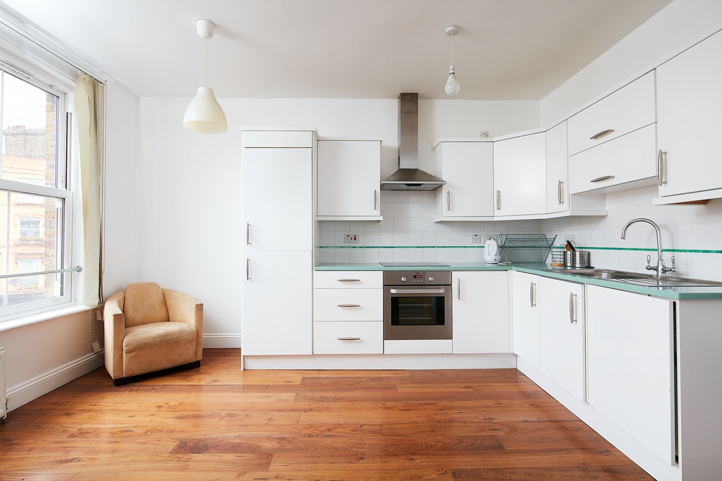 London 1 Bed Flat, Alvington Crescent, E8 To Rent Now for £1,695.00 p/m