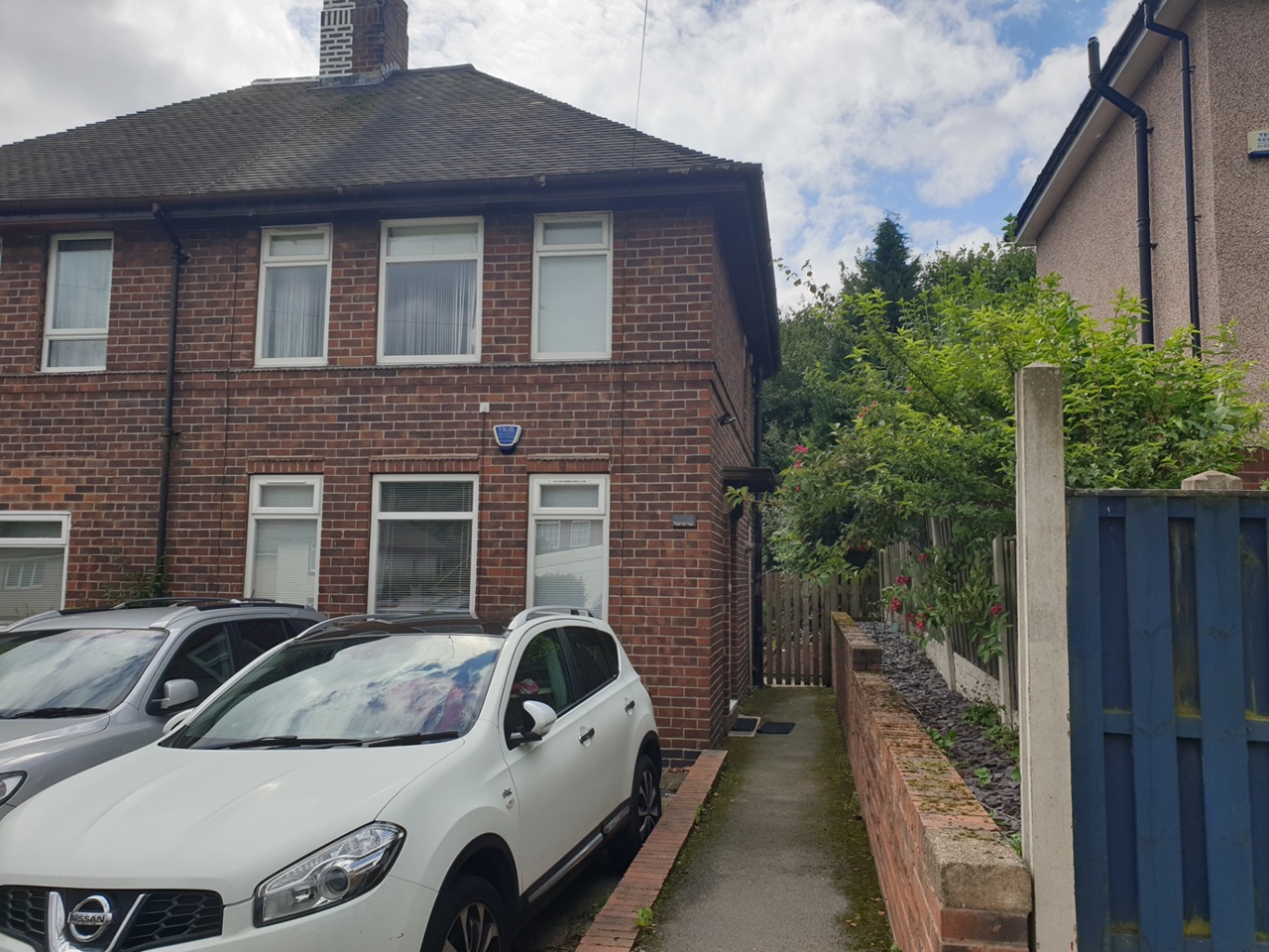 Sheffield 3 Bed SemiDetached House, Deerlands Avenue, S5 To Rent Now for £650.00 p/m