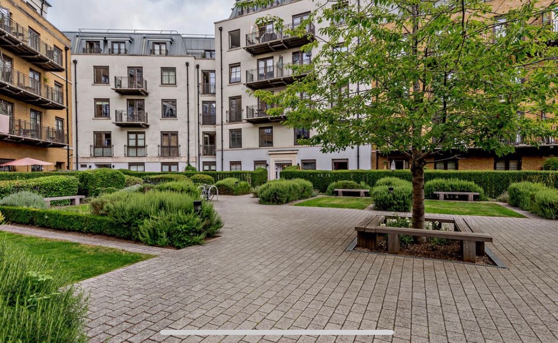 London 2 Bed Flat, Highbury Gardens, N7 To Rent Now for £2,165.00 p/m