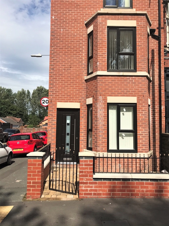 Bolton 1 Bed Flat, Chorley Old Road, BL1 To Rent Now for £495.00 p/m