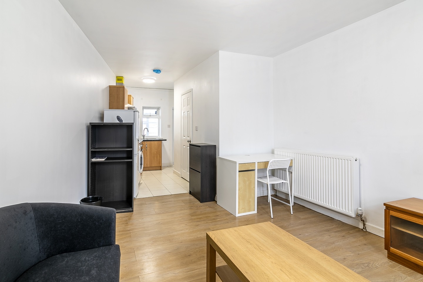 Ilford 1 Bed Flat, Ilford, IG1 To Rent Now for £1,200.00 p/m