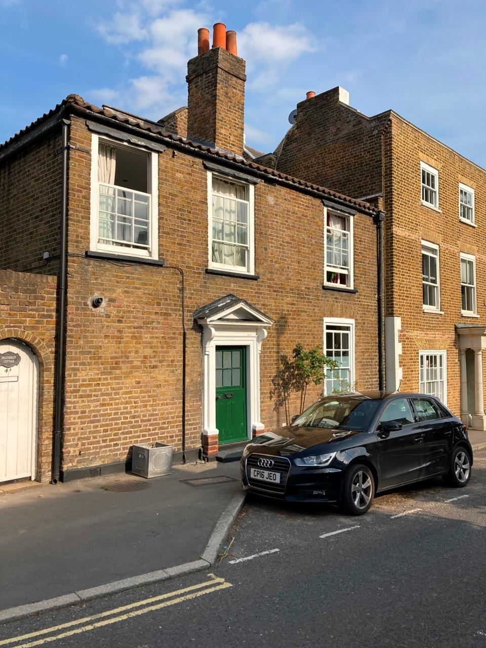 SunburyOnThames 2 Bed End Terrace, Green Street, TW16 To Rent Now