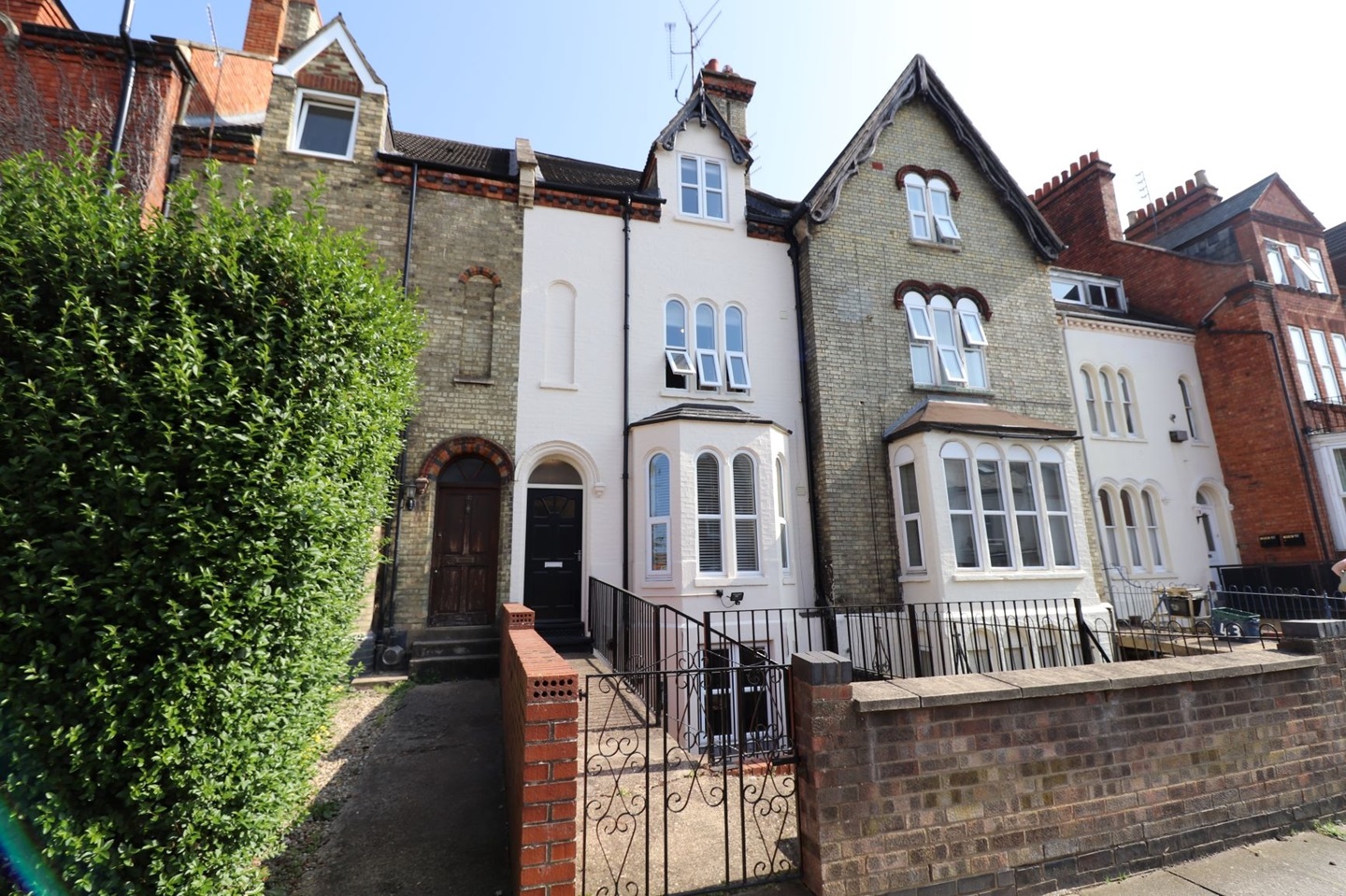Northampton Room in a Shared House, Semilong Road, NN2 To Rent Now