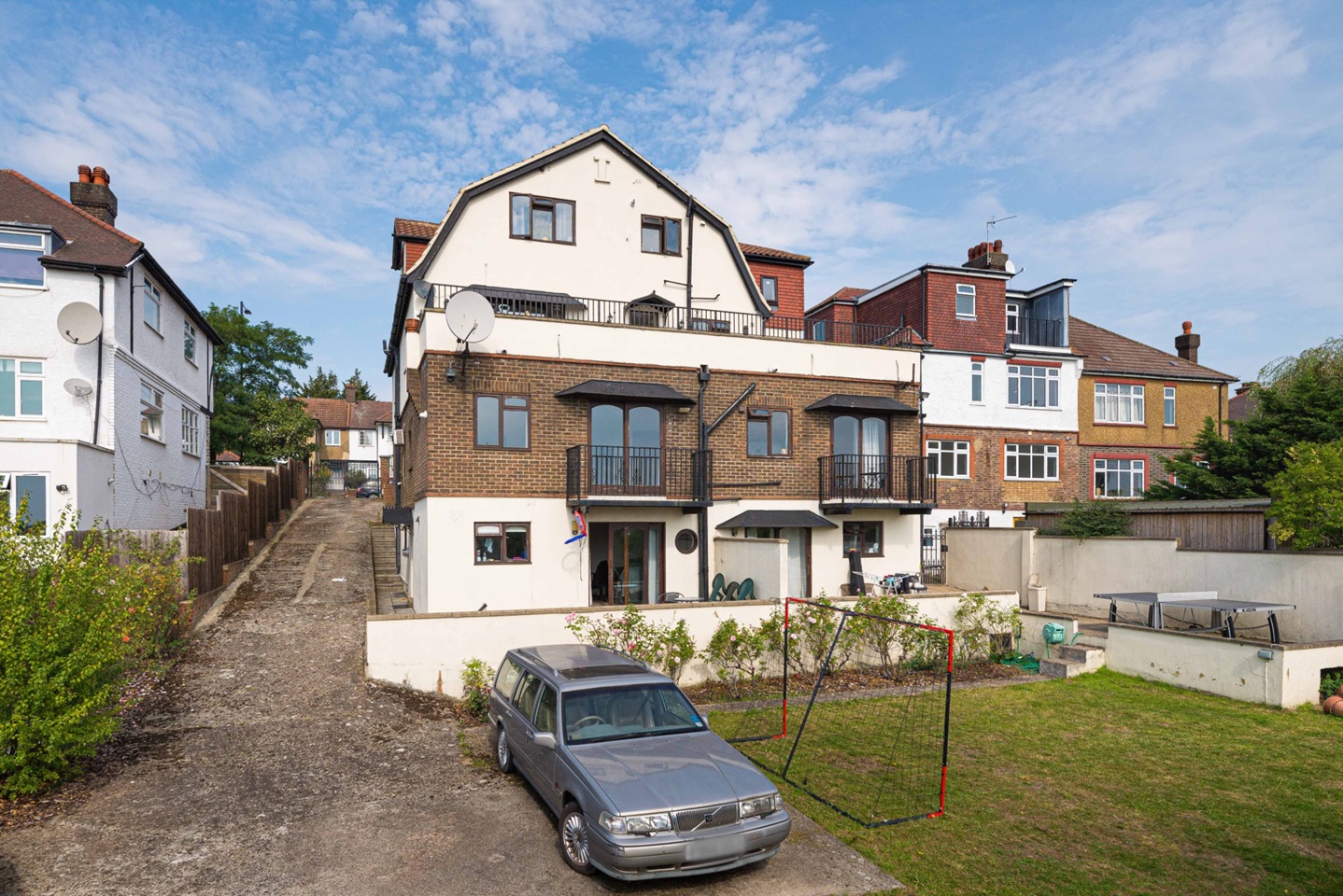 London 3 Bed Flat, Dollis Hill Lane, NW2 To Rent Now for £1,625.00 p/m
