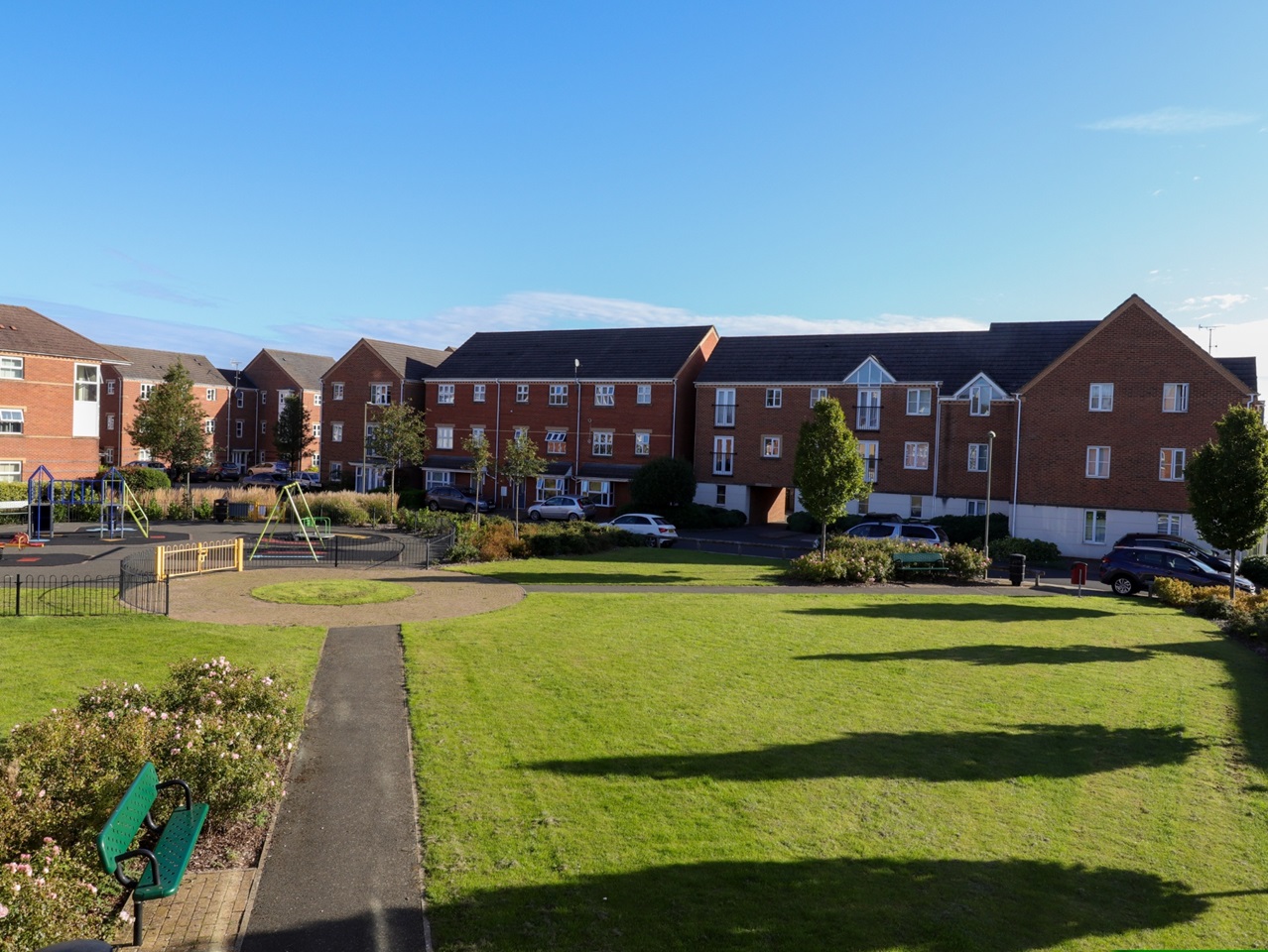 Banbury 2 Bed Flat, Verney Road, OX16 To Rent Now for £1,950.00 p/m