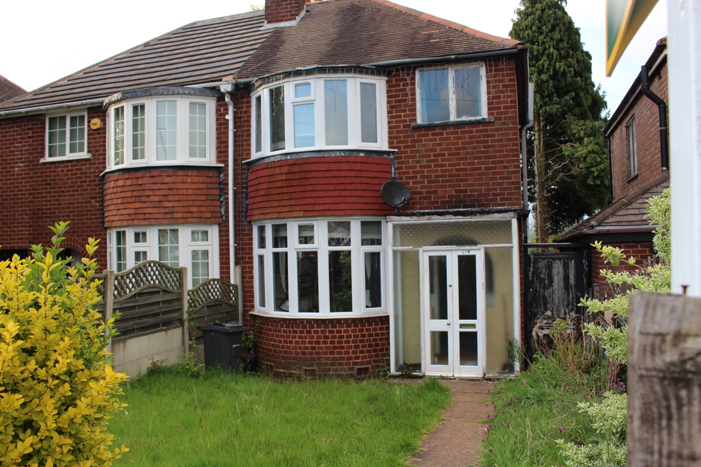 Quinton, Birmingham 3 Bed SemiDetached House, Quinton Road West, B32
