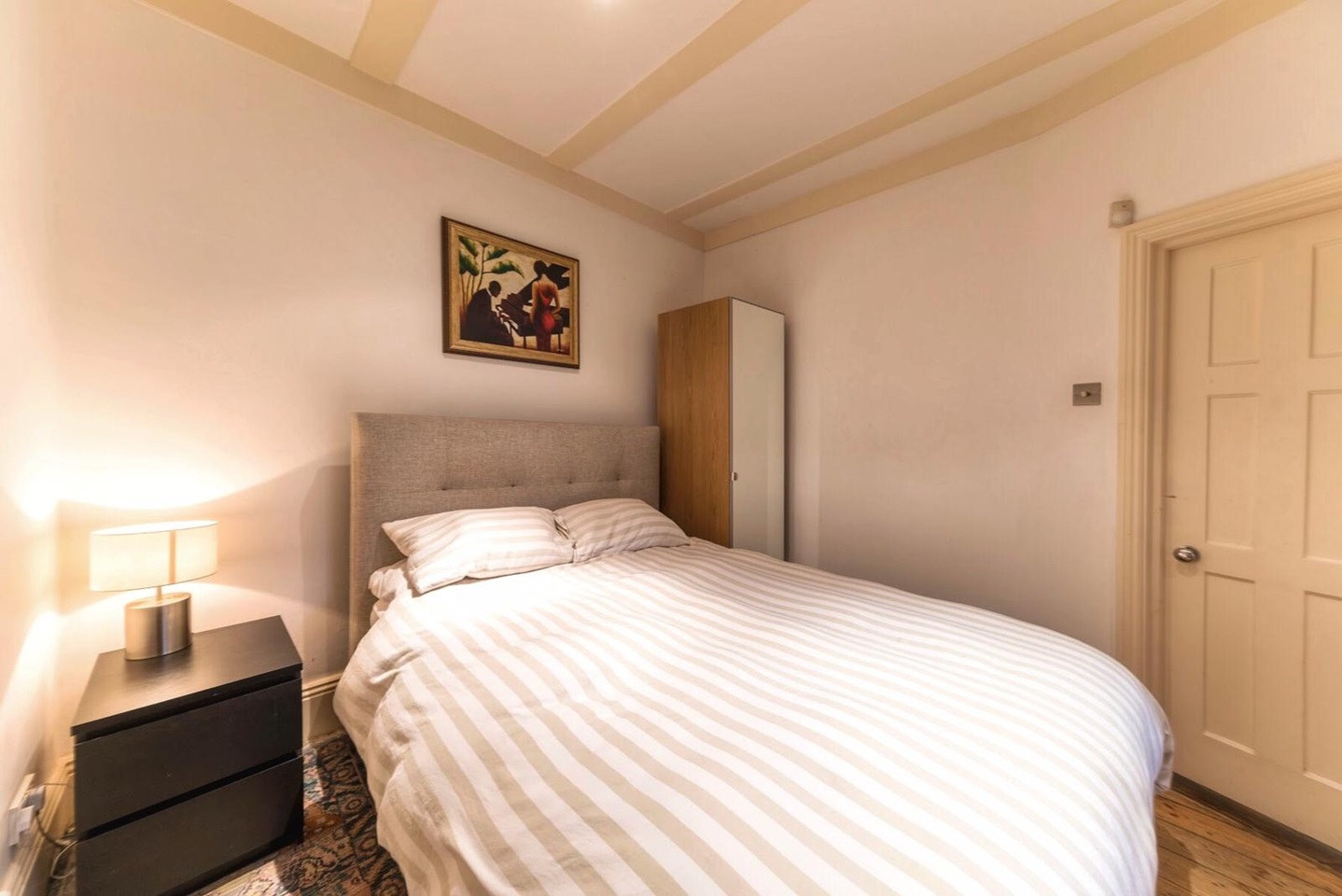 London 2 Bed Flat, Teignmouth Road, NW2 To Rent Now for £2,000.00 p/m