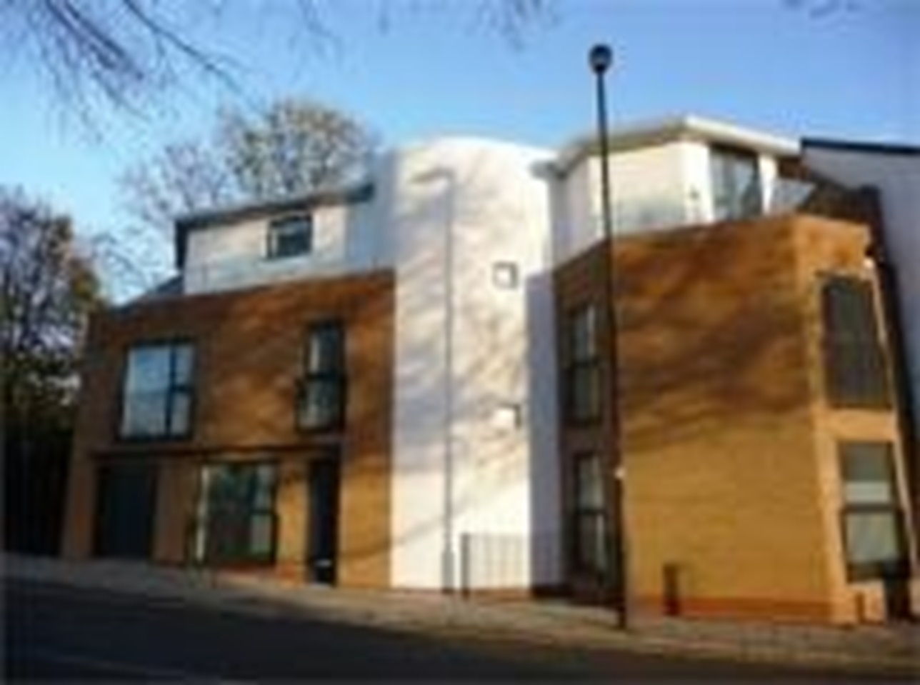 London 1 Bed Terraced House, Railton Road, SE24 To Rent Now for £