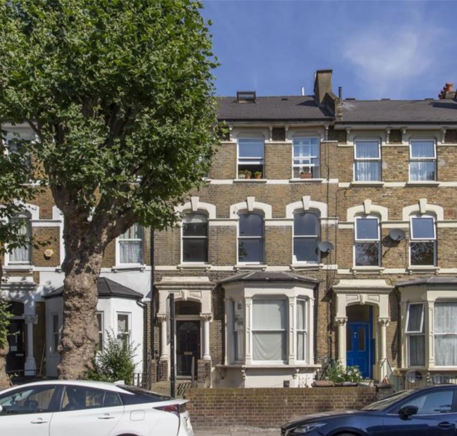 London 3 Bed Evering Road, N16 To Rent Now for £2,400.