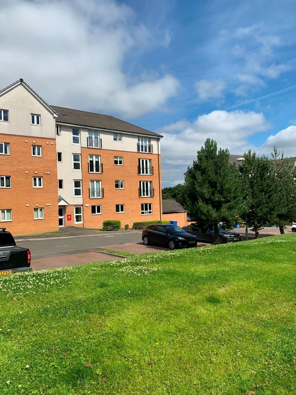 Cambuslang, Glasgow 2 Bed Flat, East Greenlees Gardens, G72 To Rent