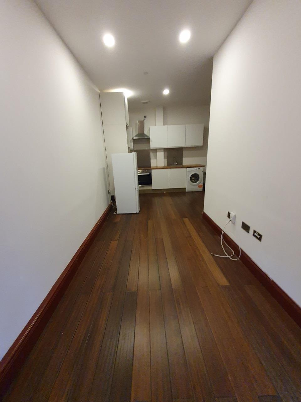 Croydon 1 Bed Flat, Bedford Park, CR0 To Rent Now for £800.00 p/m