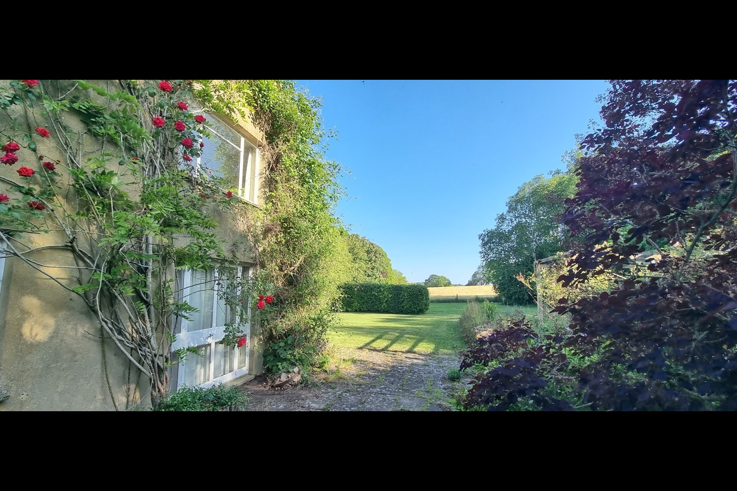 Nr Malmesbury 6 Bed Detached House, The Green, SN16 To Rent Now for