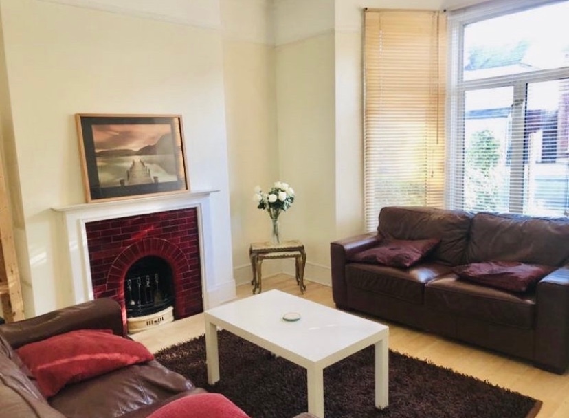 Ilford Room in a Shared House, Richmond Road, IG1 To Rent Now for £