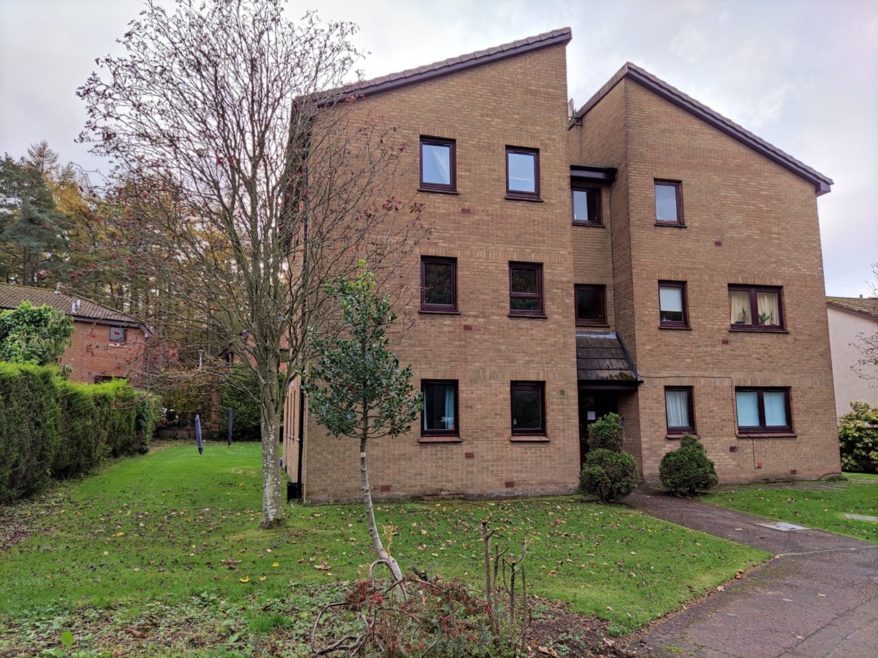 Edinburgh 1 Bed Flat, Buckstone Circle, EH10 To Rent Now for £650.