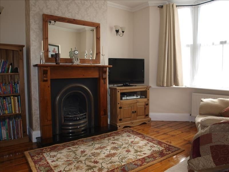 Taunton 3 Bed Terraced House, Eastleigh Road, TA1 To Rent Now for £