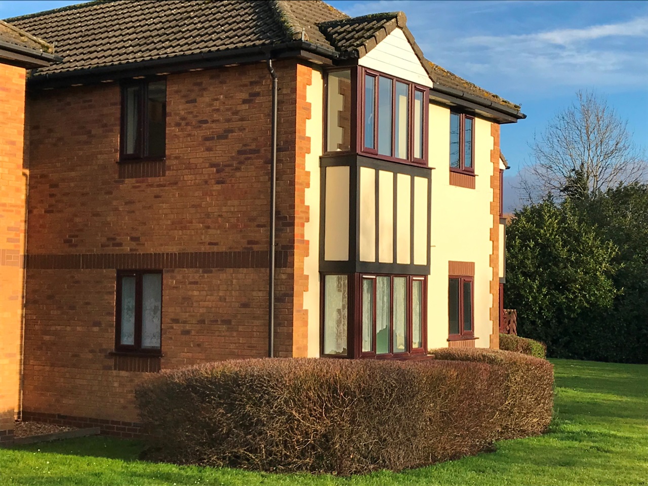 Potters Bar Studio Flat, Laurel Fields, EN6 To Rent Now for £800.00 p/m