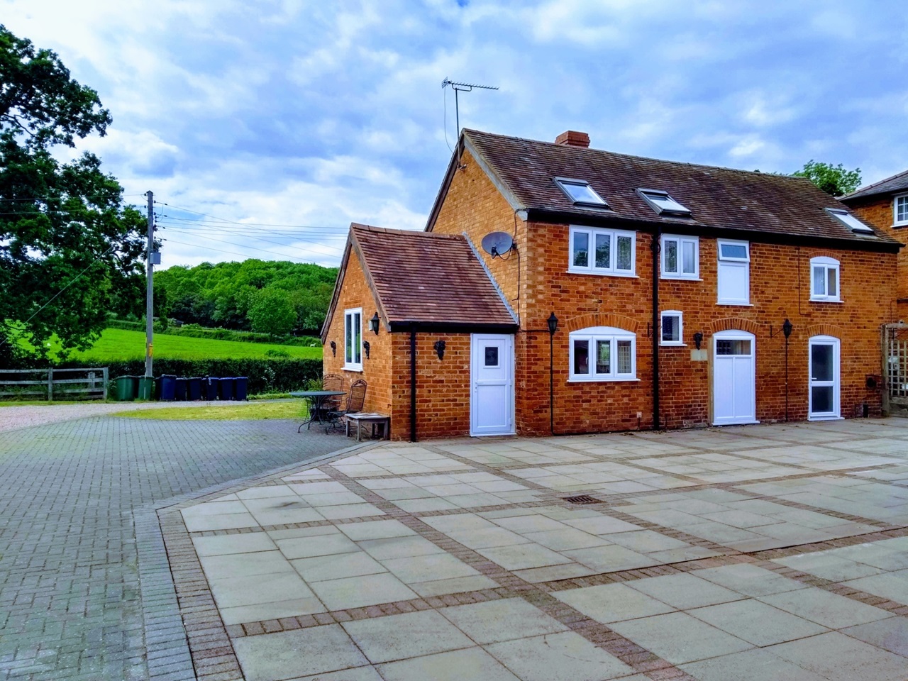 Wootton Wawen Room in a Shared House, Grey Mill Farm, B95 To Rent Now for £520.00 p/m