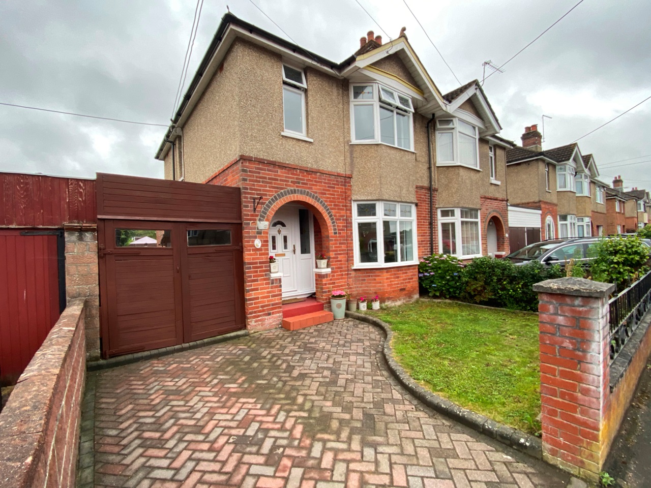 Eastleigh 3 Bed SemiDetached House, Drake Road, SO50