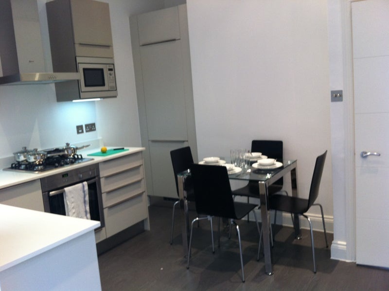 London Room in a Shared House, North Tenter Street, E1 To Rent Now