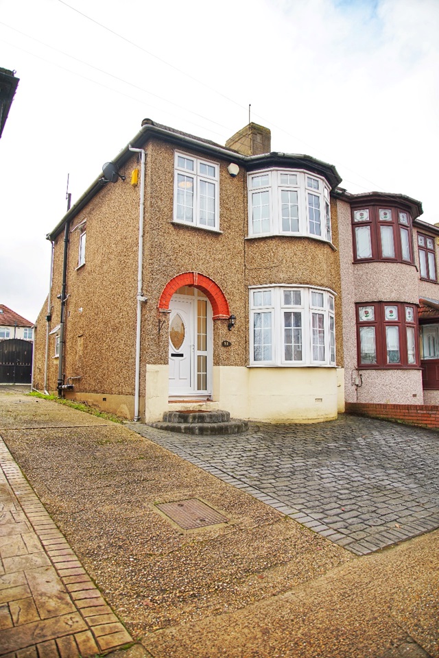 Houses To Rent In South Hornchurch at Samuel Rogers blog