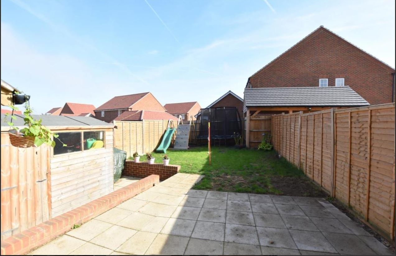 Ebbsfleet Valley, 3 Bed SemiDetached House, Weldon Road