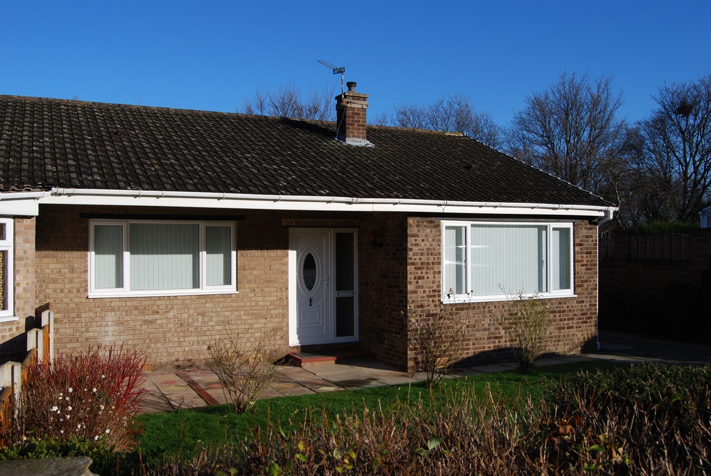 Hemsworth 2 Bed Bungalow, Woodlands Crescent, WF9 To Rent Now for £