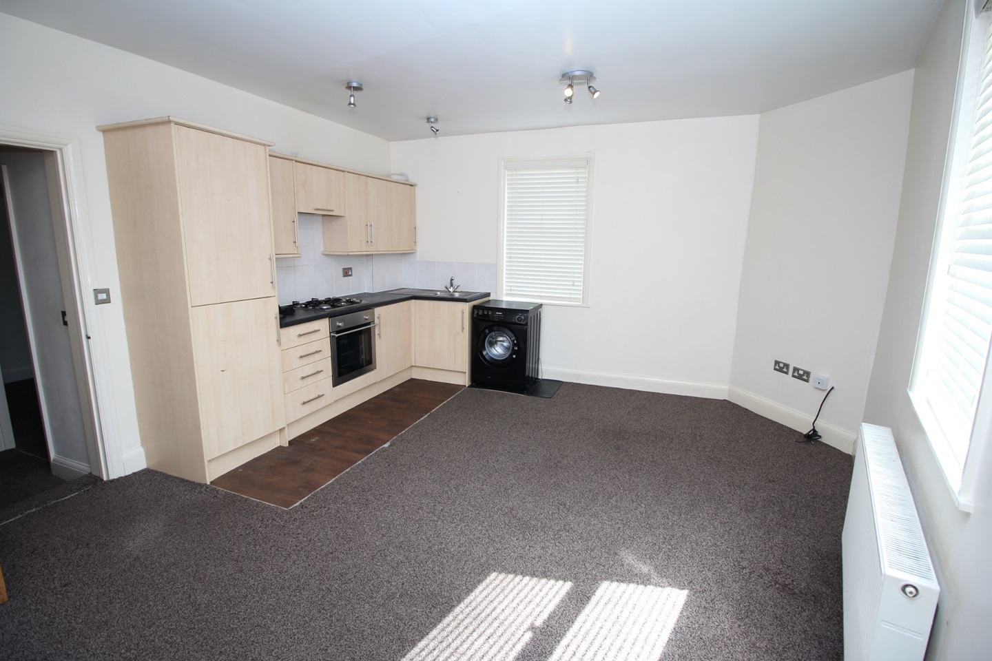 Ripon 2 Bed Flat, Priest Lane, HG4 To Rent Now for £550.00 p/m