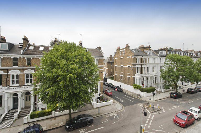 London 1 Bed Flat, Sinclair Road, W14 To Rent Now for £1,213.00 p/m