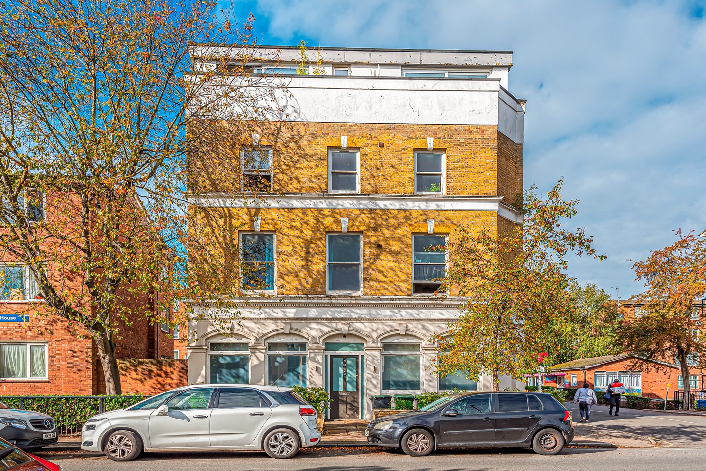 Brockley 1 Bed Penthouse, Malpas Road, SE4 To Rent Now for £1,475.