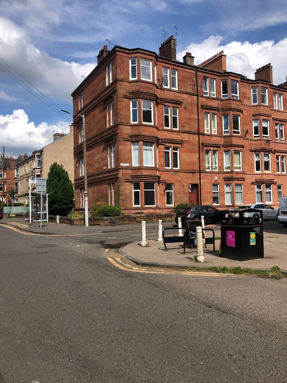 Glasgow 2 Bed Flat, Cartvale Road, G42 To Rent Now for £1,050.00 p/m