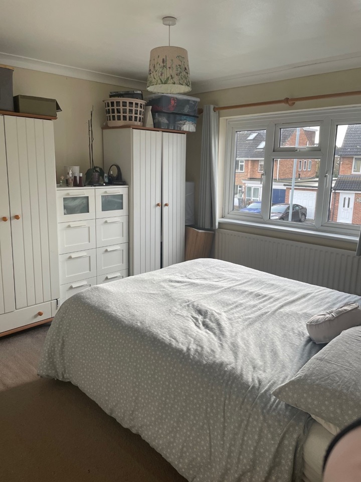 Chelmsford 3 Bed SemiDetached House, Beeches Road, CM1 To Rent Now for £1,700.00 p/m