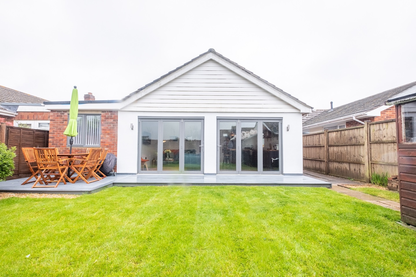 Hordle, Lymington 3 Bed Detached House, Firtree Crescent, SO41 To