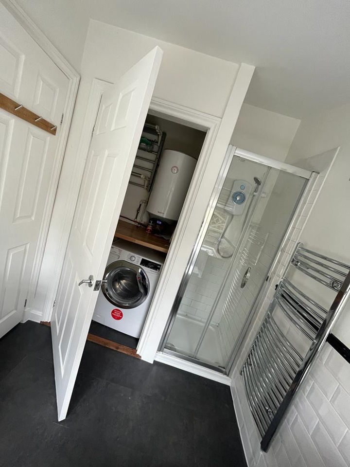 Holt, Trowbridge Studio Flat, Leigh Road, BA14 To Rent Now for £750