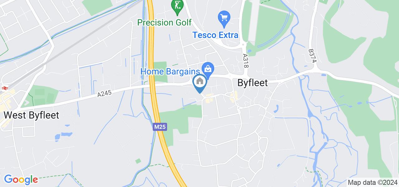 Byfleet, West Byfleet 2 Bed Flat, Ellis Court, KT14 To Rent Now for